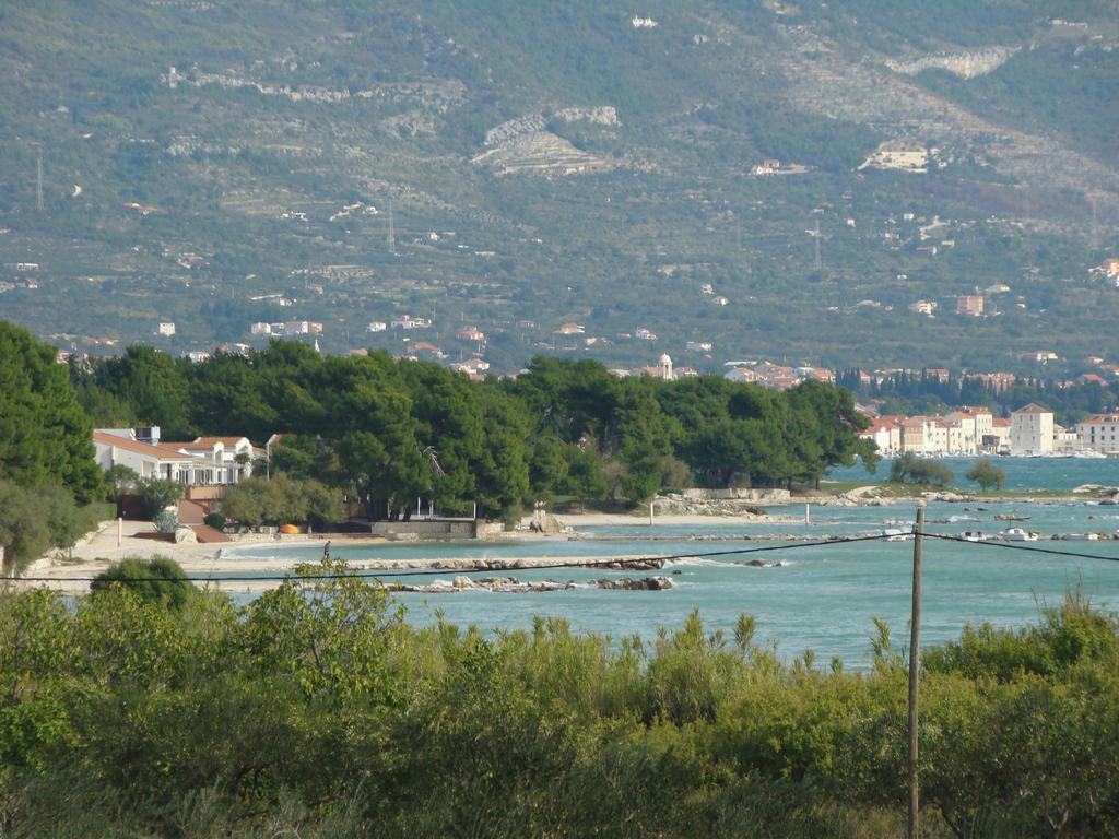 Apartments Dobric Kaštela 部屋 写真